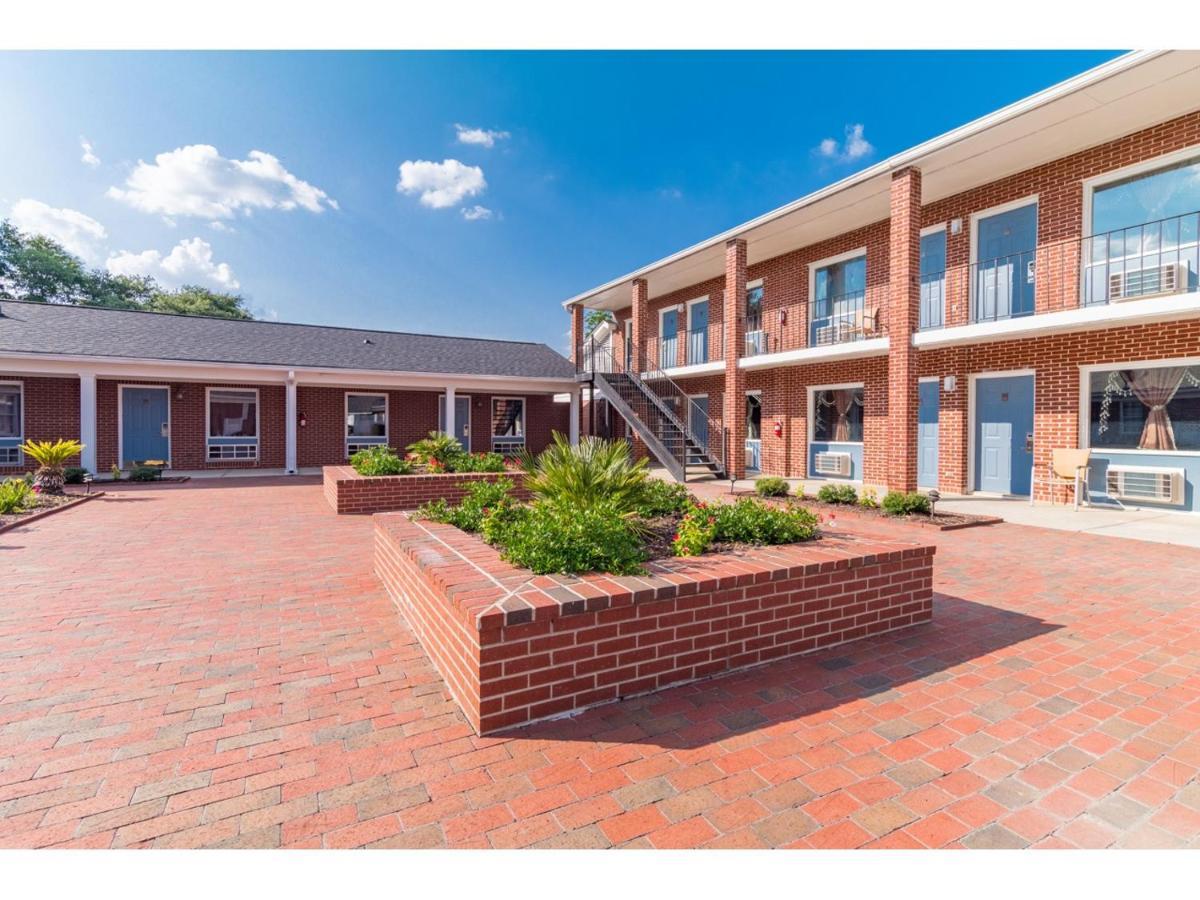 Winton Inn & Suites Barnwell Extérieur photo
