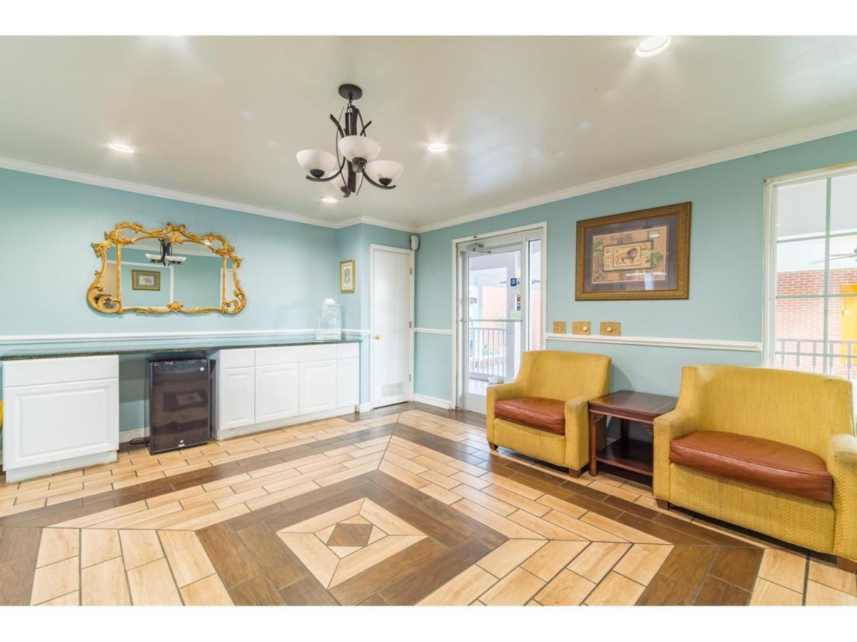 Winton Inn & Suites Barnwell Extérieur photo